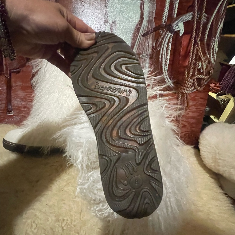 New BearPaw boots - Picture 7 of 13
